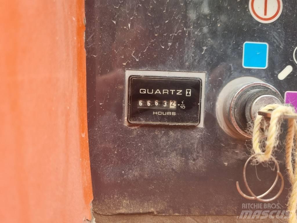 JLG 660 SJ Teleskopbühnen