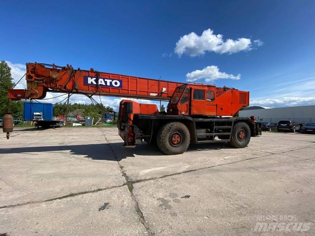 Kato KR 500 Ruwterrein kranen
