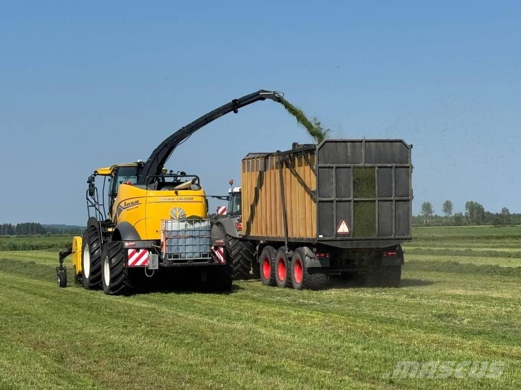 New Holland FR 550 Selbstfahrende Häcksler