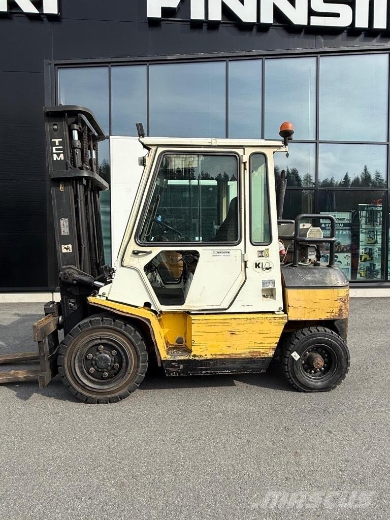 TCM FD40Z7 Diesel heftrucks