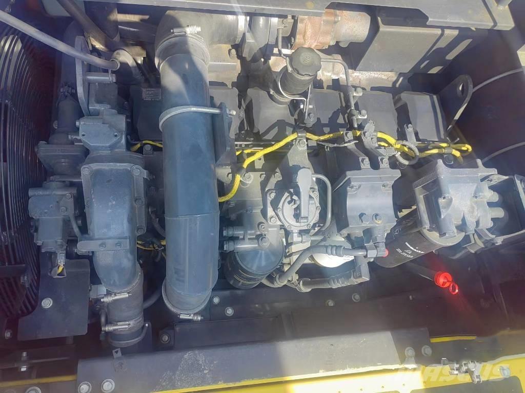 Komatsu PC450-8 Raupenbagger