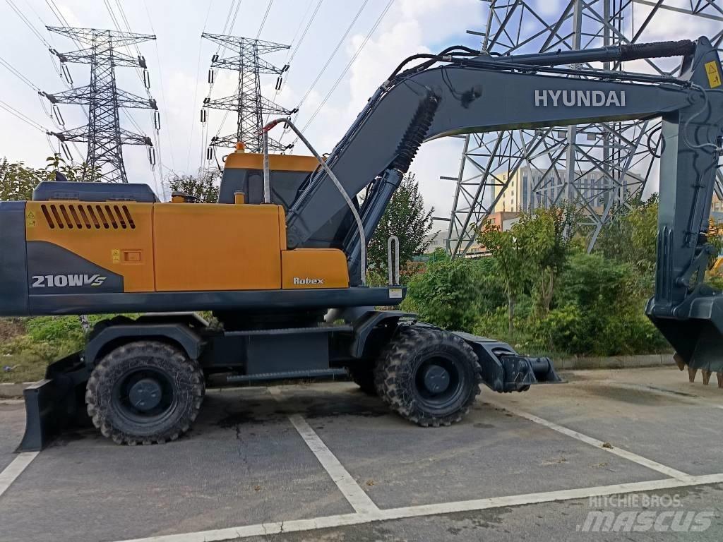 Hyundai R210W Mobilbagger