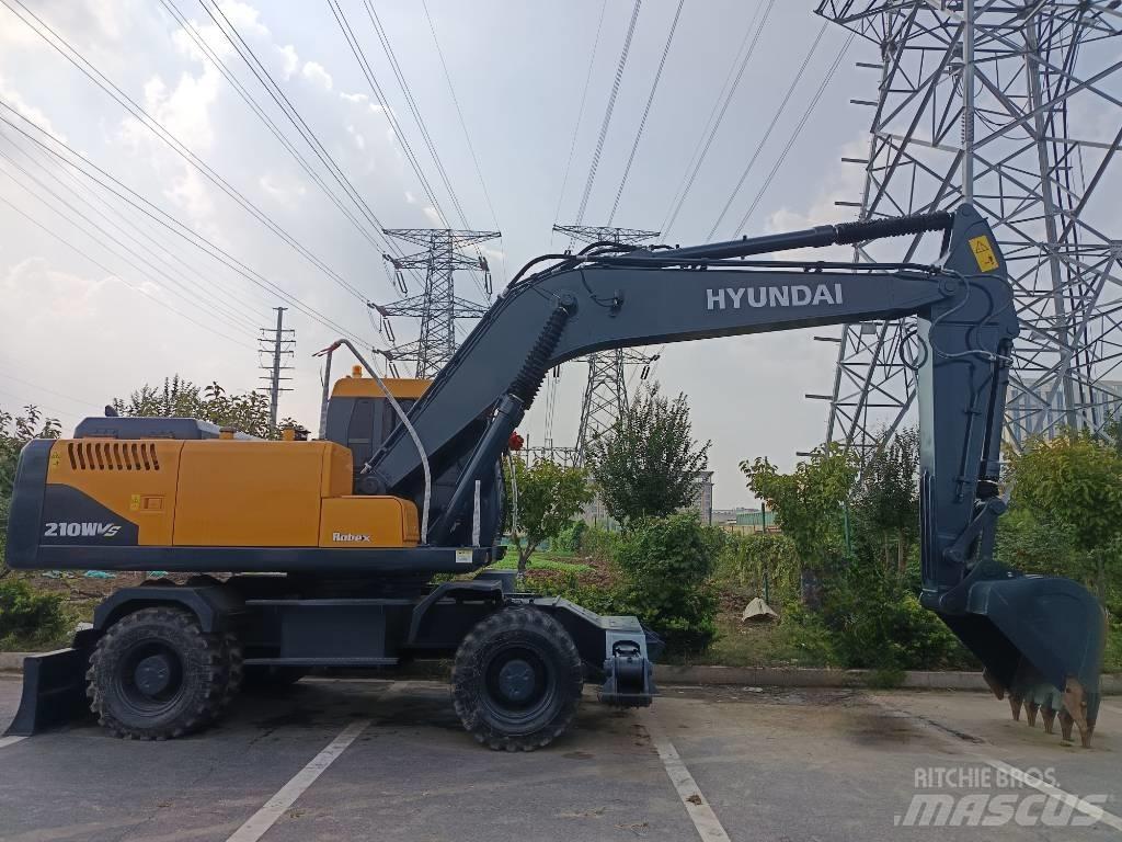 Hyundai R210W Mobilbagger