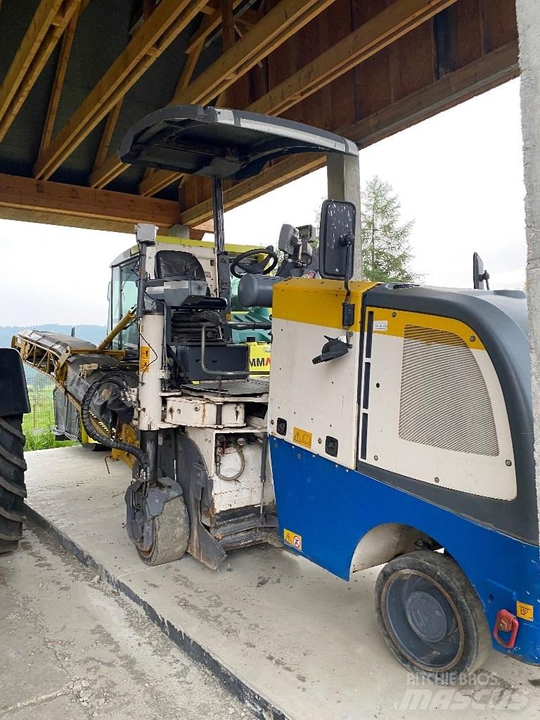 Wirtgen W 50 DC Asphaltfräsen