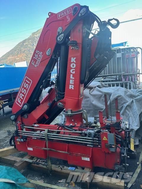 Fassi F 165 Ladekrane