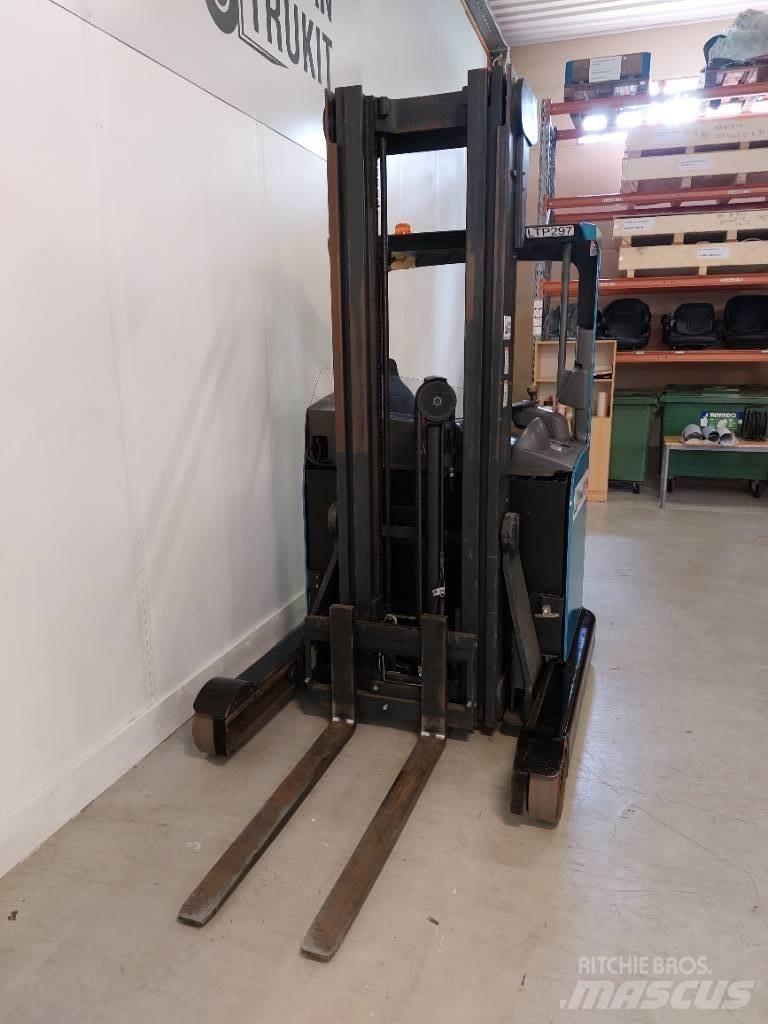 Crown ESR 4500 Schubmaststapler
