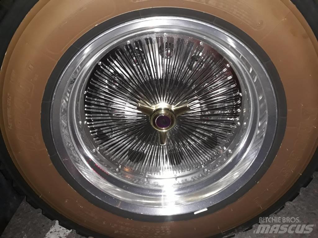 Scania puretaan Andere Fahrzeuge