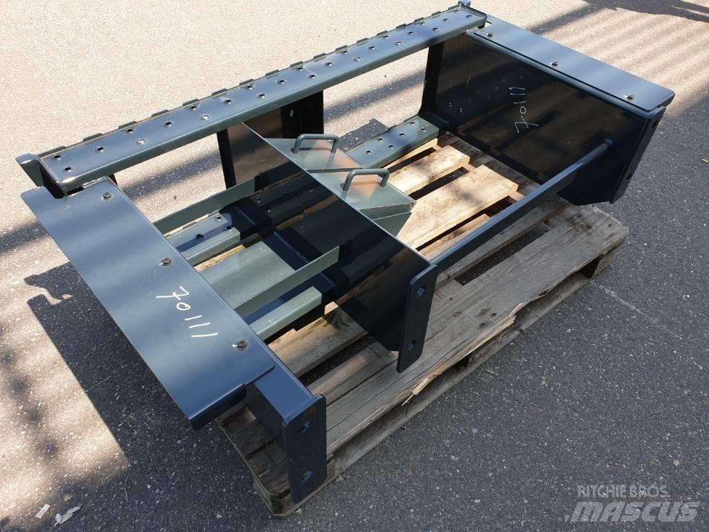 Hyundai Steps - HW140 Chassis