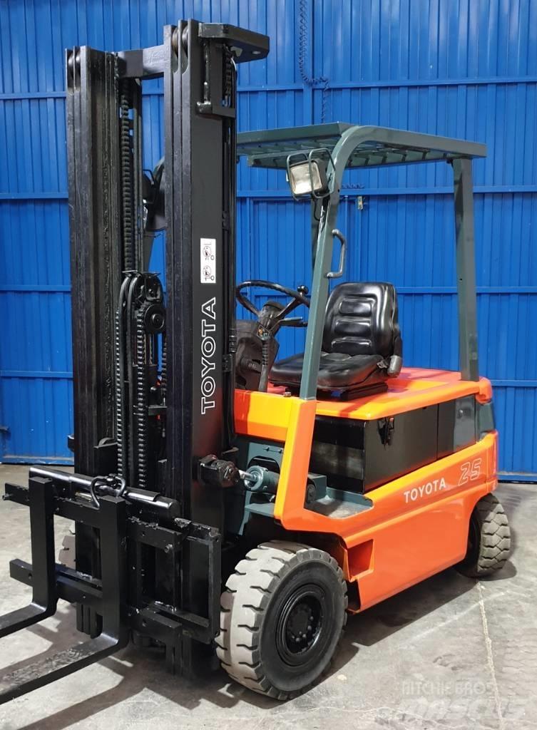 Toyota FBM 25 Elektrische heftrucks