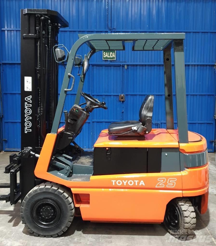 Toyota FBM 25 Elektrische heftrucks