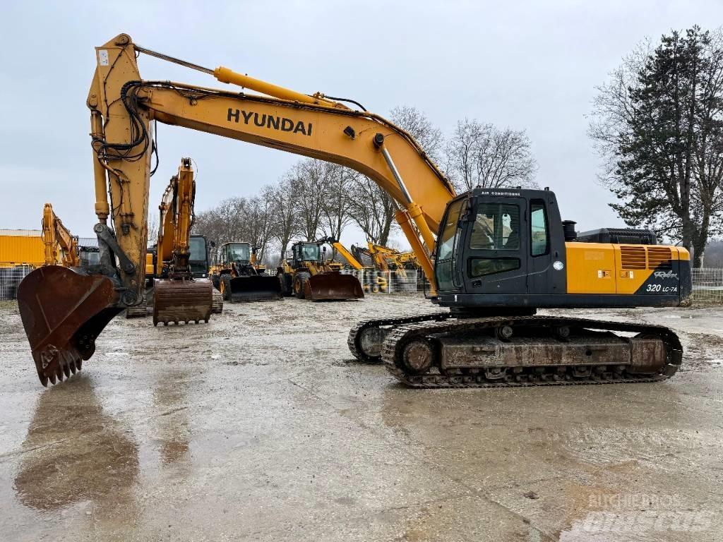 Hyundai R320LC-7A Raupenbagger