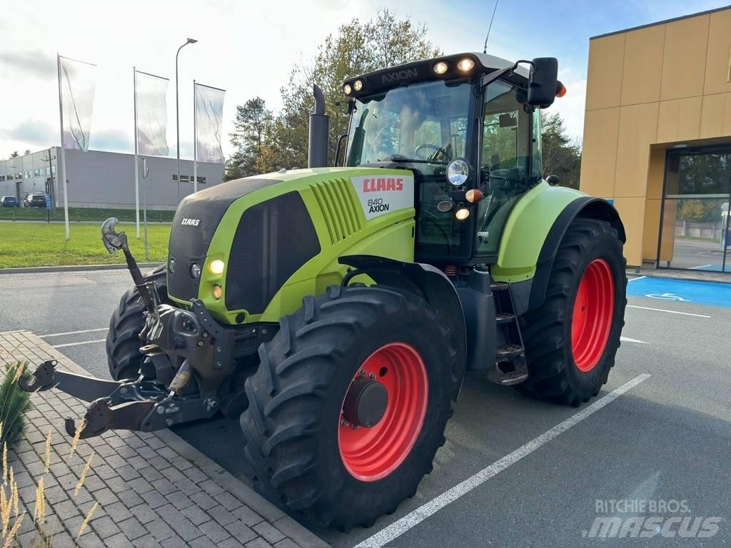 CLAAS Axion 840 Traktoren