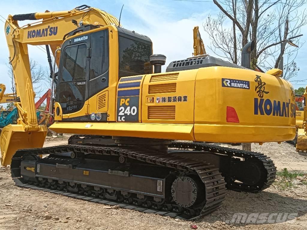 Komatsu PC 240-8 Raupenbagger