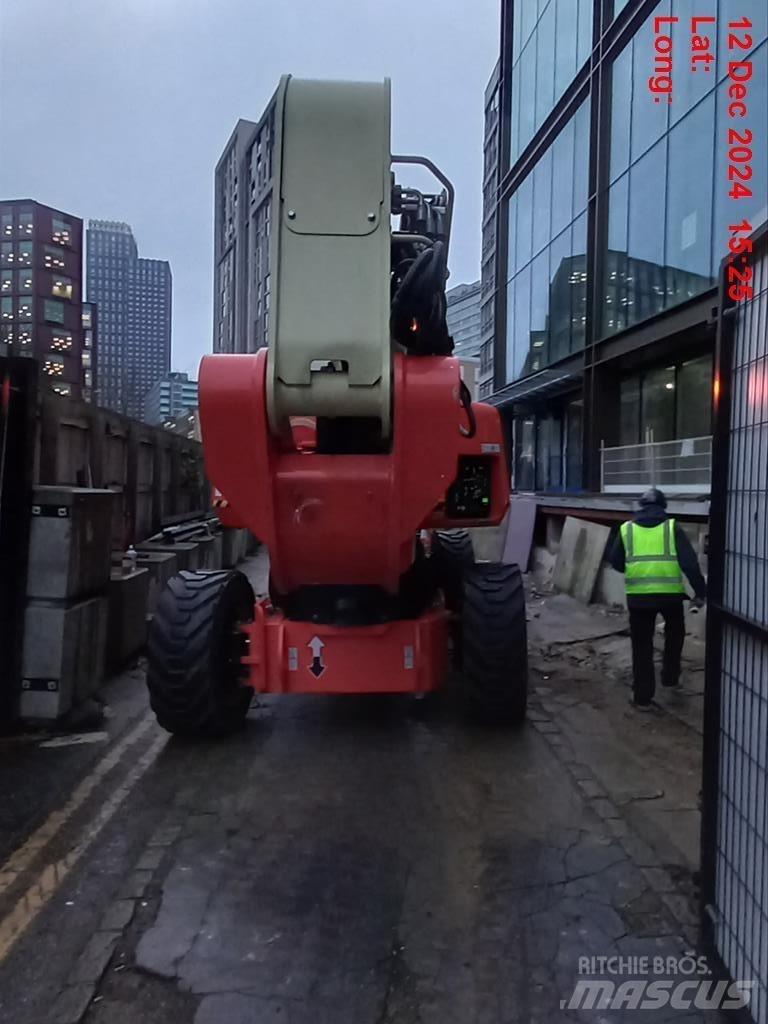 JLG 1250 AJP Gelenkteleskoparbeitsbühnen