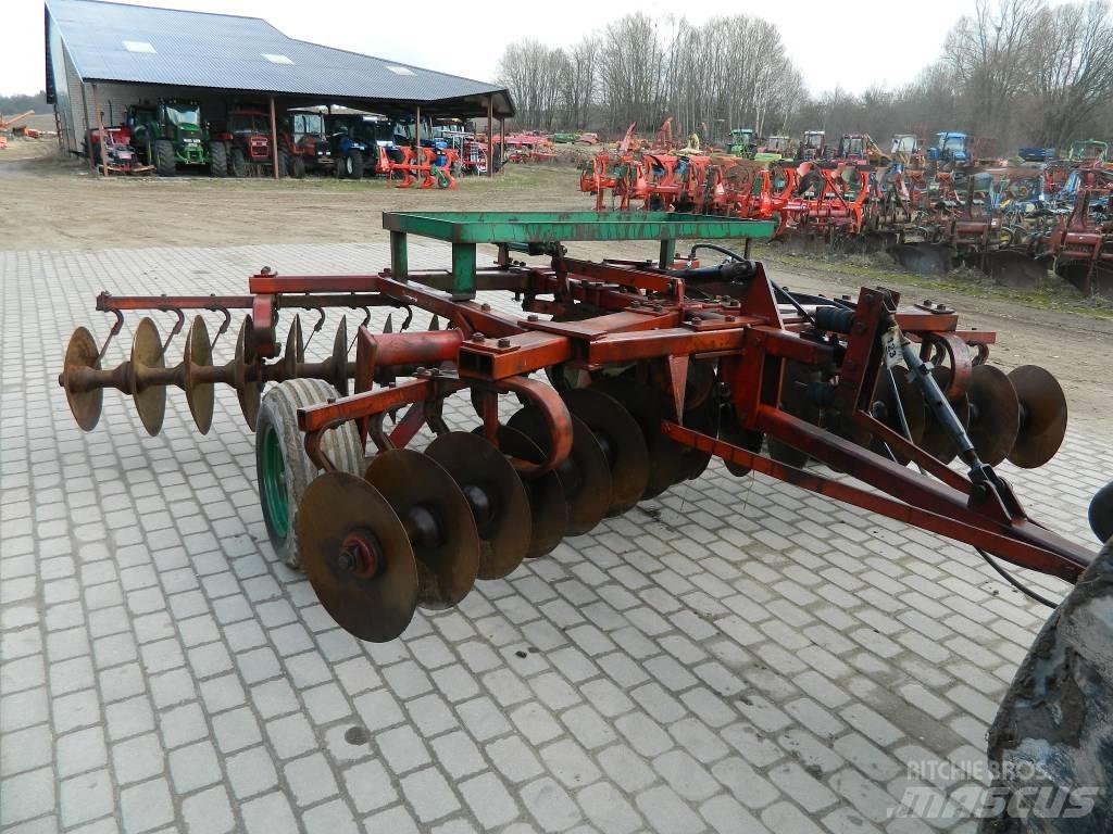 Kverneland 2*16 Scheibeneggen