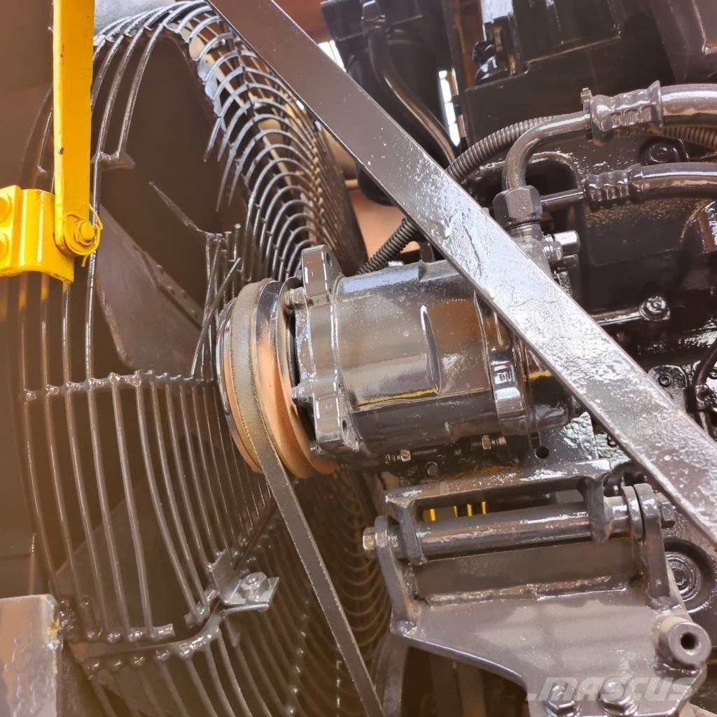 Komatsu WA 470-6 Raupenbagger