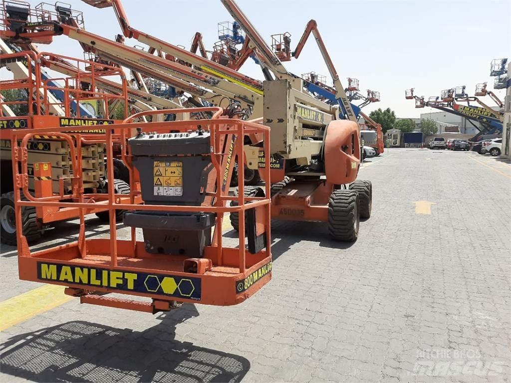 JLG 450AJ Gelenkteleskoparbeitsbühnen