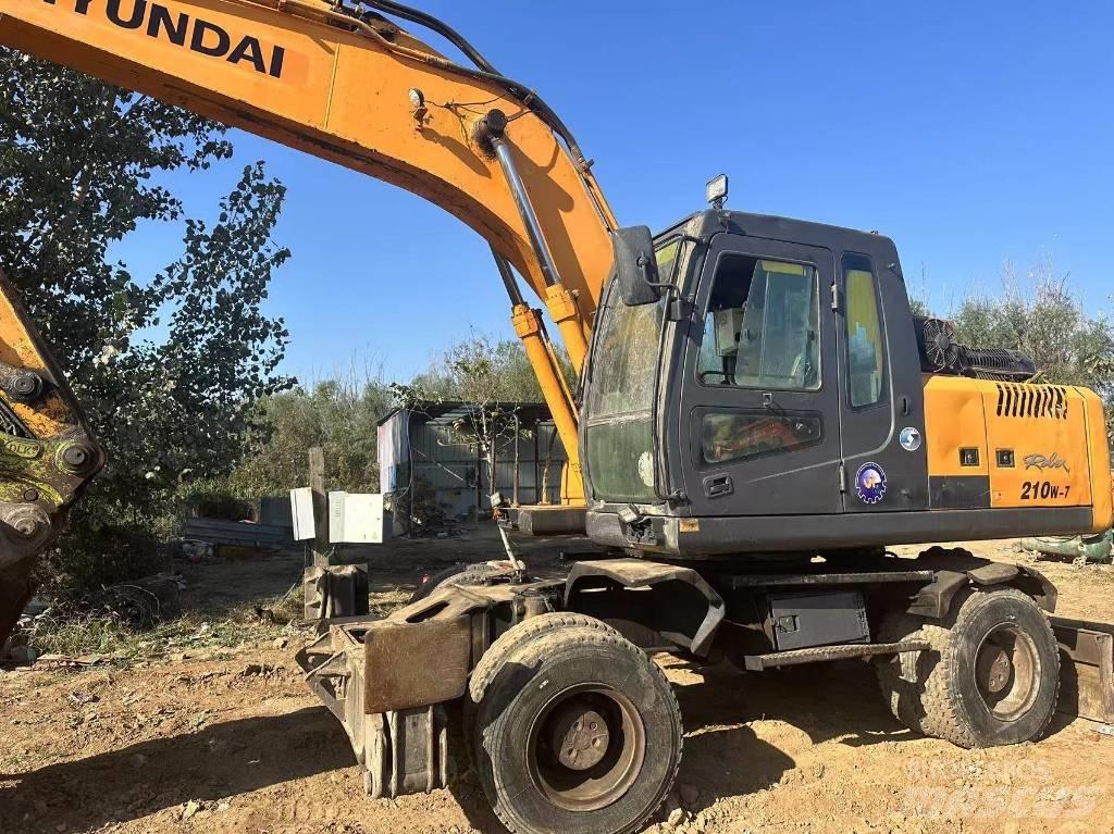 Hyundai R210W-9 Mobilbagger