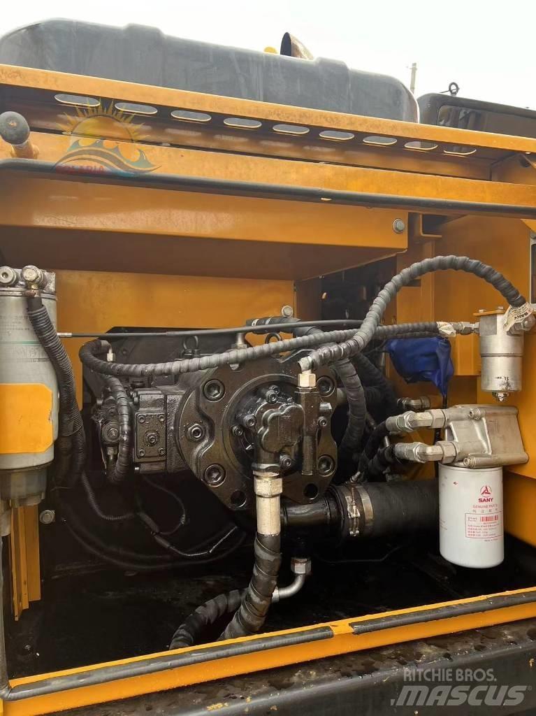Sany SY 235H Raupenbagger