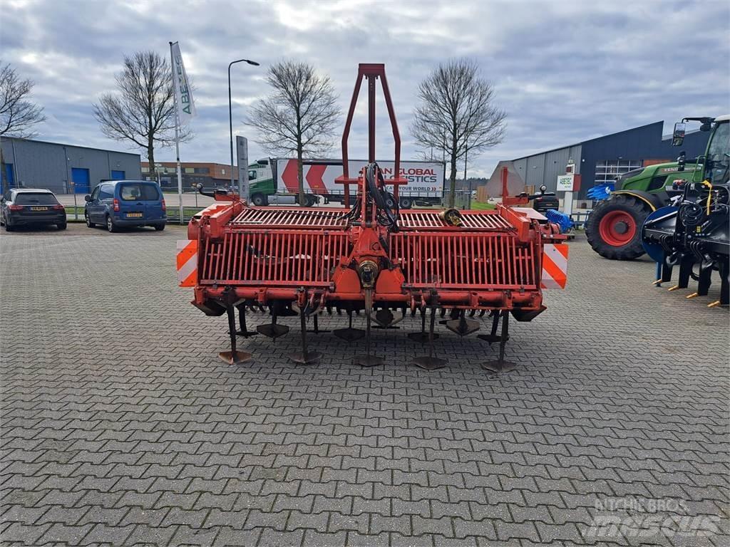 Farmax Spitmachine Motoreggen / Rototiller