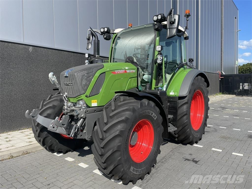 Fendt 311 Profi Traktoren