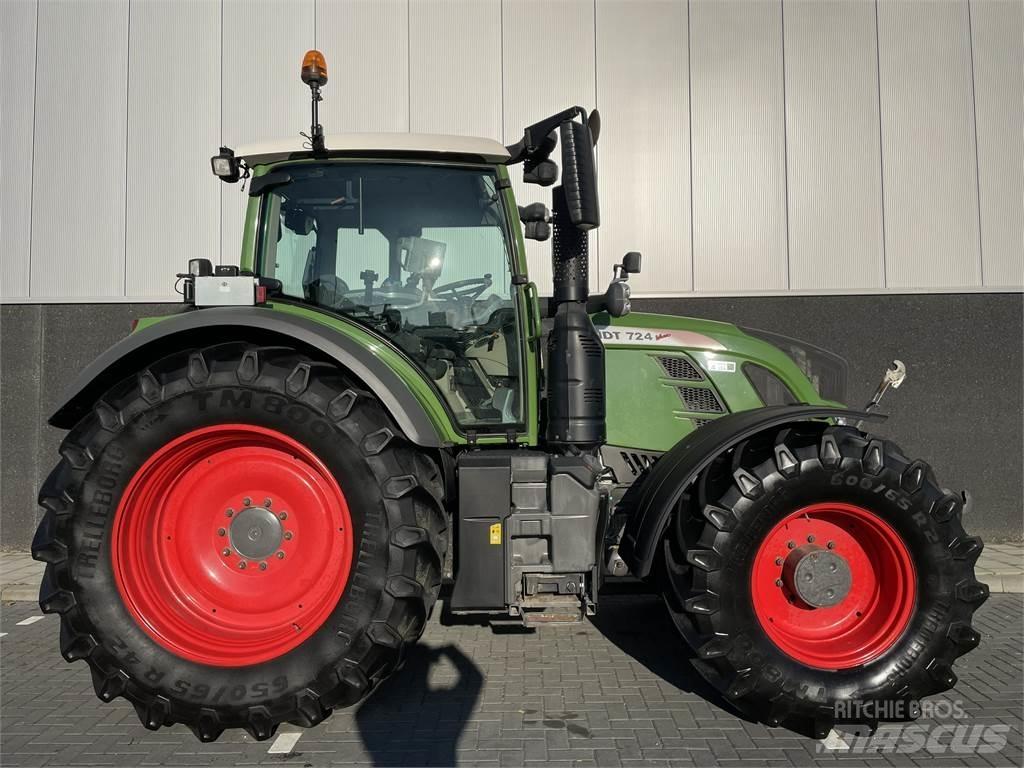Fendt 724 S4 Traktoren