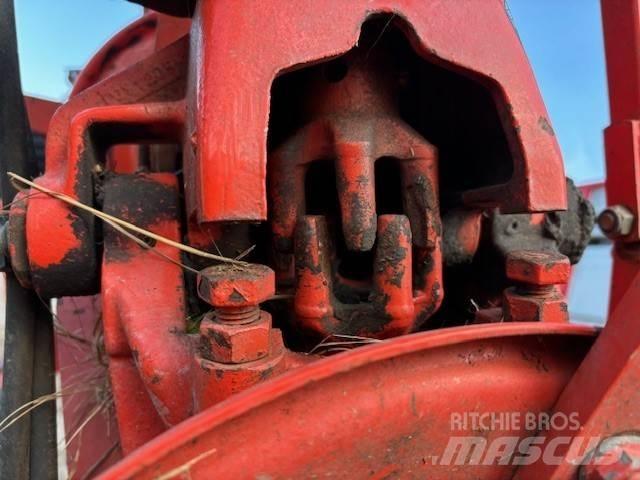 Kuhn GF 10601 TO Kreiselheuer/-wender