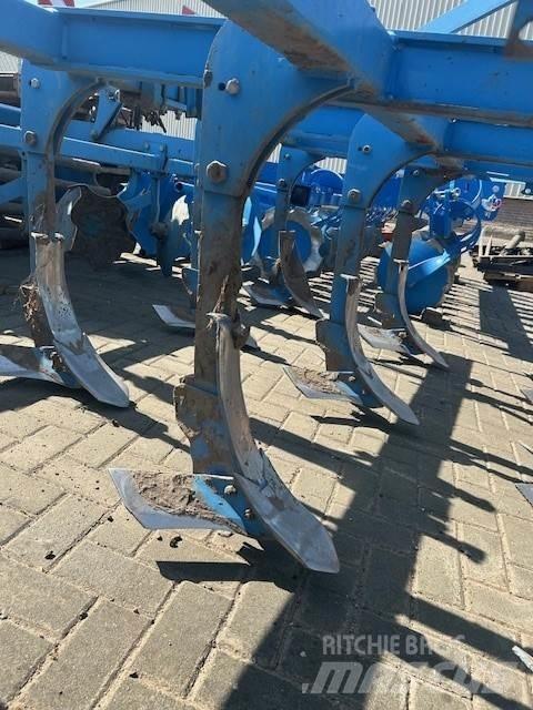 Lemken Karat 9/300 Grubber