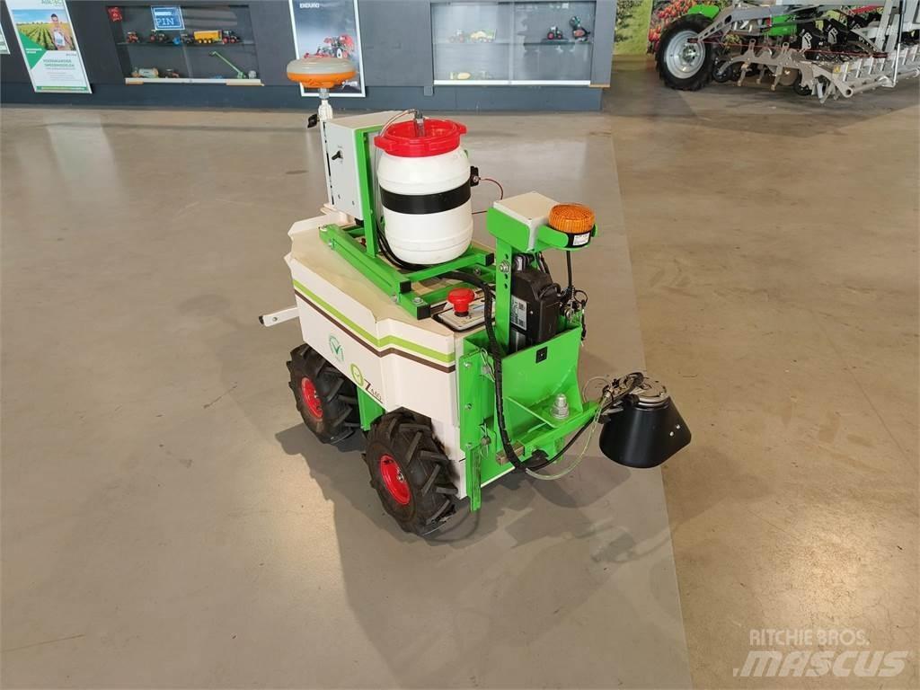  Naio OZ Robot Sonstige Landmaschinen