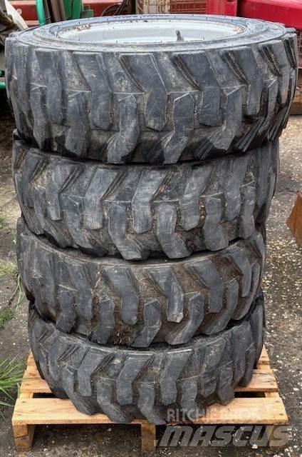  Set BKT 27x8.50-15 Reifen