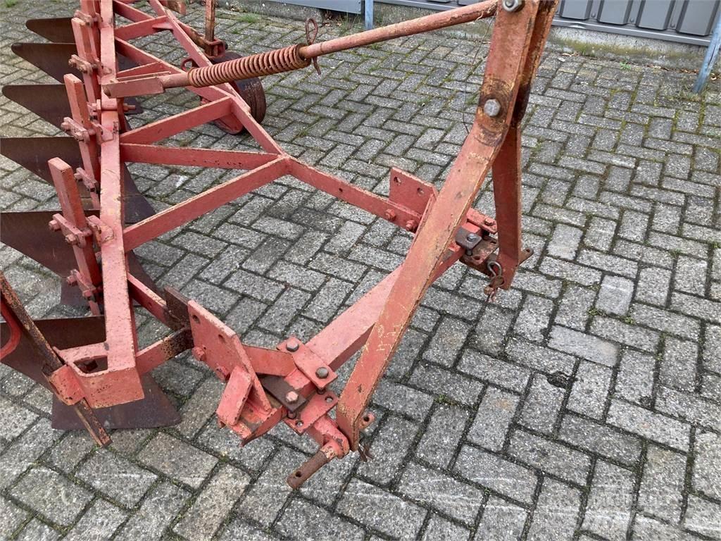  stoppelploeg Konventionelle Pflüge