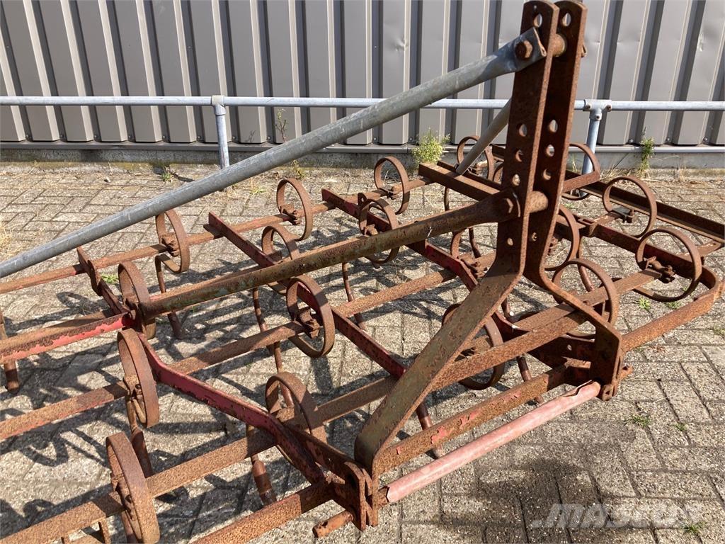  triltandcultivator Grubber