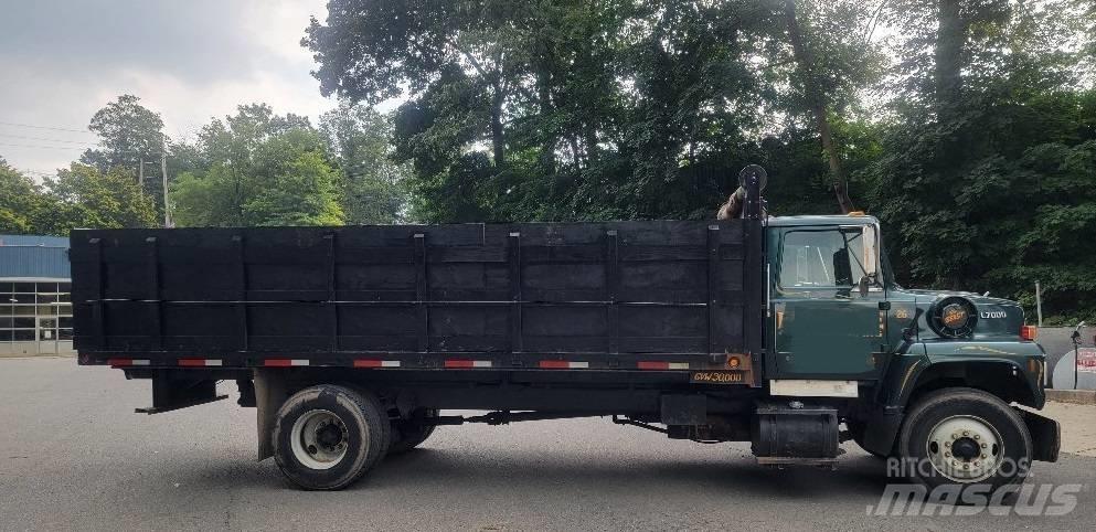 Ford L 7000 Kipper