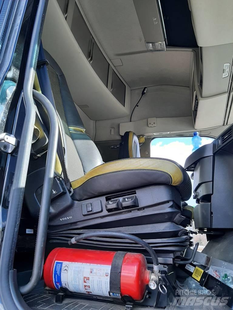 Volvo FH 16 Holztransporter
