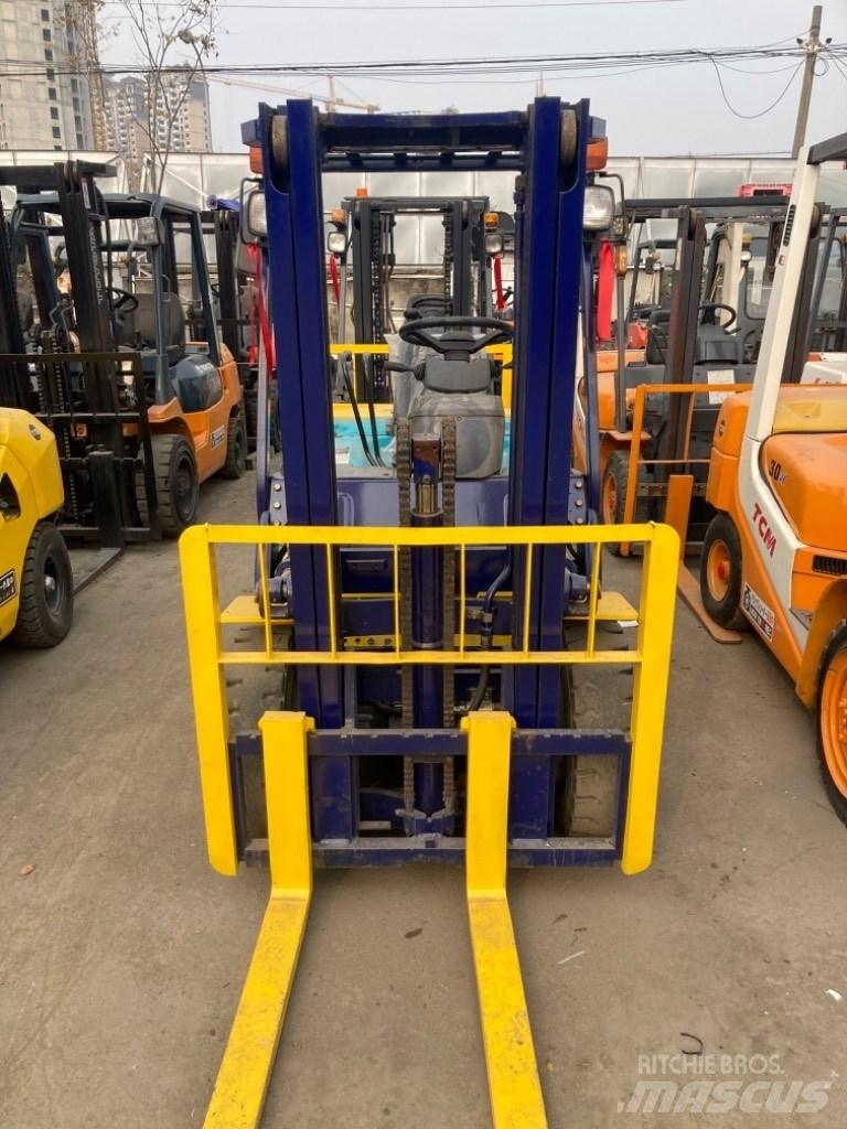 Komatsu FD25 Diesel heftrucks