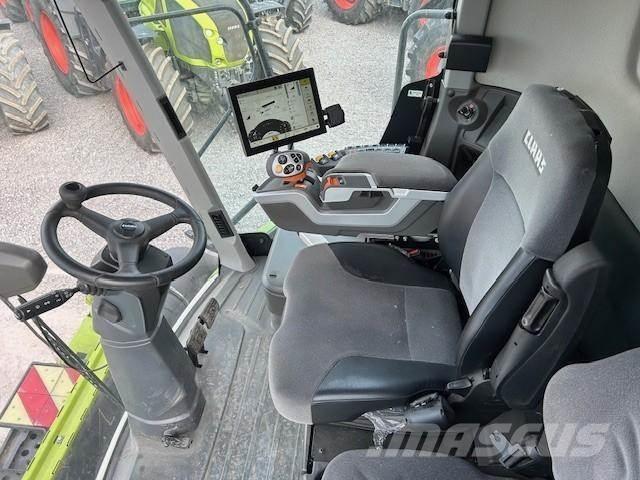 CLAAS LEXION 7400 Mähdrescher