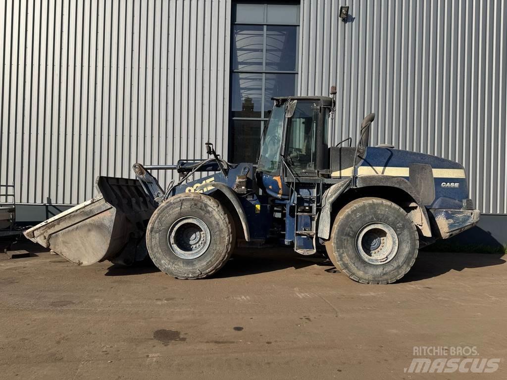 CASE 921E Radlader