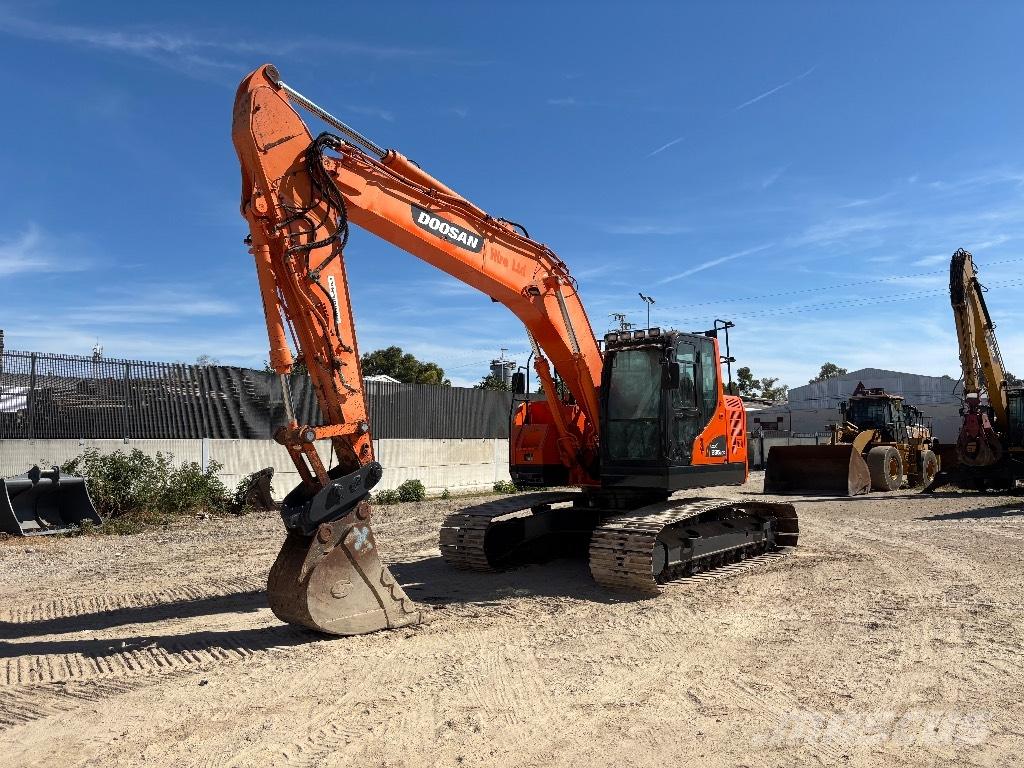 Doosan DX 235 LCR Raupenbagger
