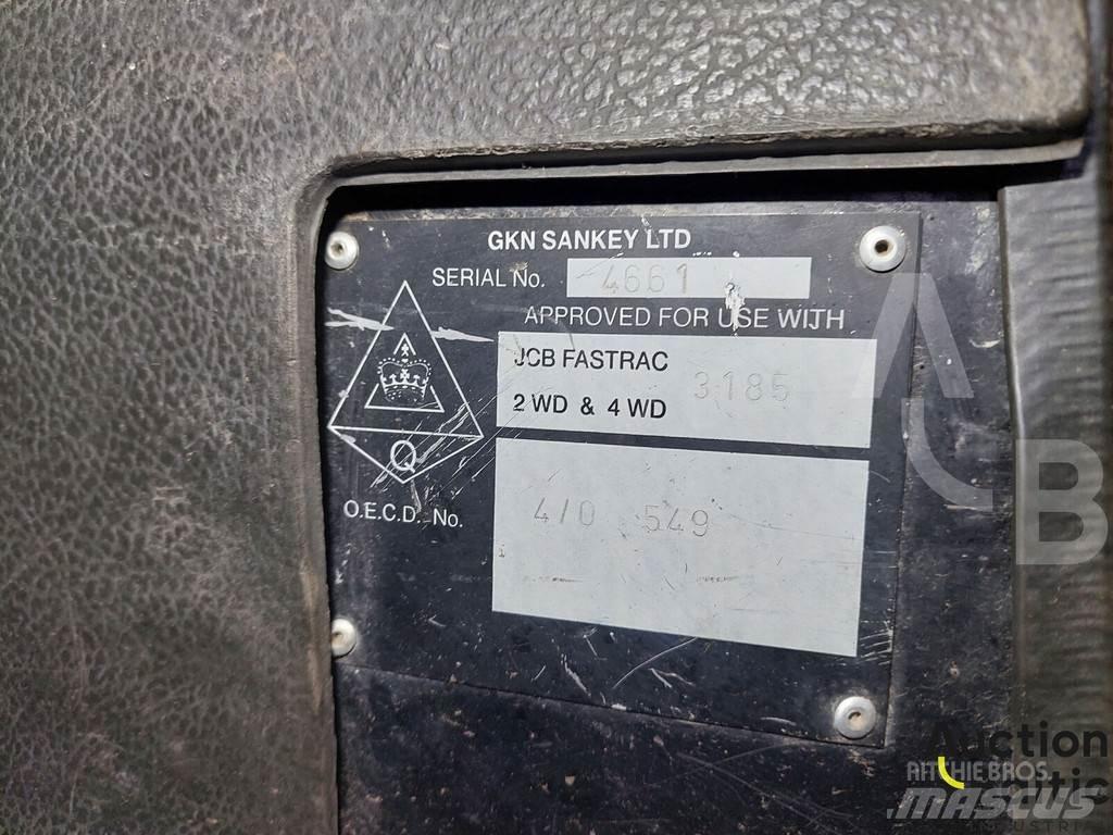 JCB Fastrac 3185 Traktoren