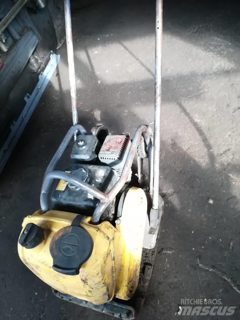  VIBRAČNÍ DESKA LF90 Vibrationsgeräte