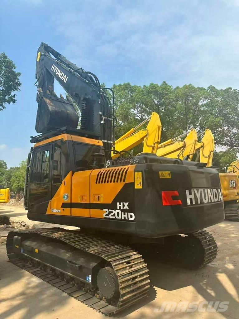 Hyundai HX220HD Midibagger  7t - 12t