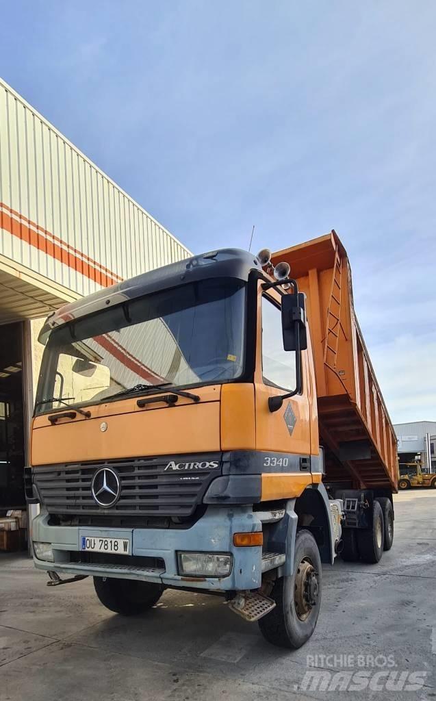 Mercedes-Benz 3340 Kipper