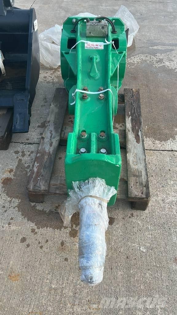 Montabert M 900 Hammer / Brecher