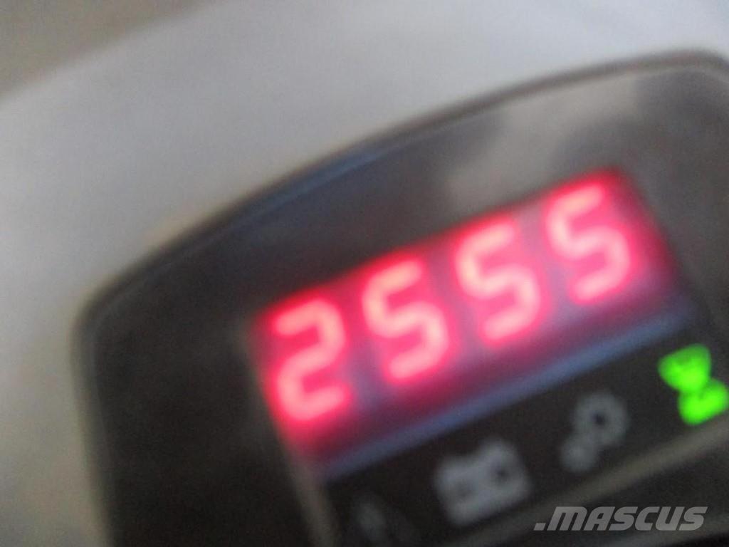 Toyota LPE250 Gabelstapler mit Fahrerstand