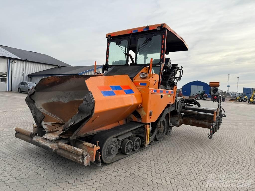 CAT AP 555 E Strassenfertiger