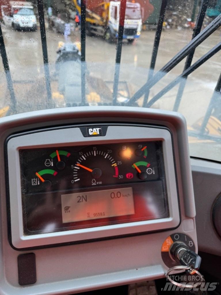 CAT 966 M Radlader