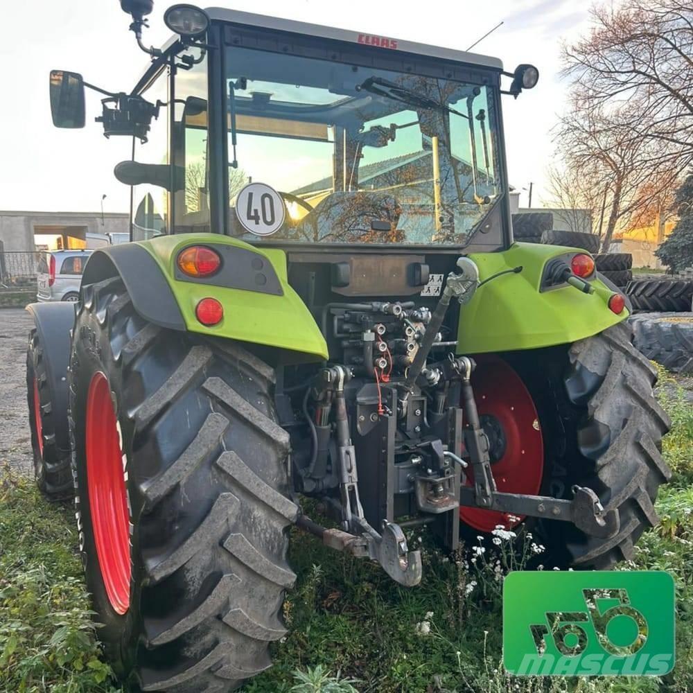 CLAAS Axos 320 Traktoren