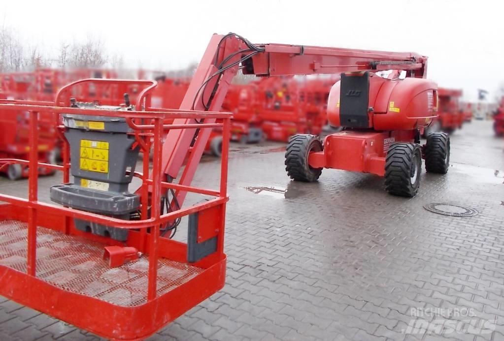 JLG 800 AJ Gelenkteleskoparbeitsbühnen