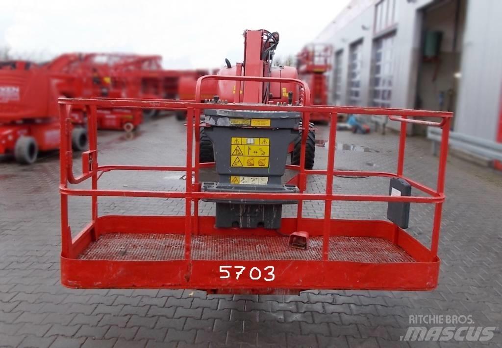 JLG 800 AJ Gelenkteleskoparbeitsbühnen