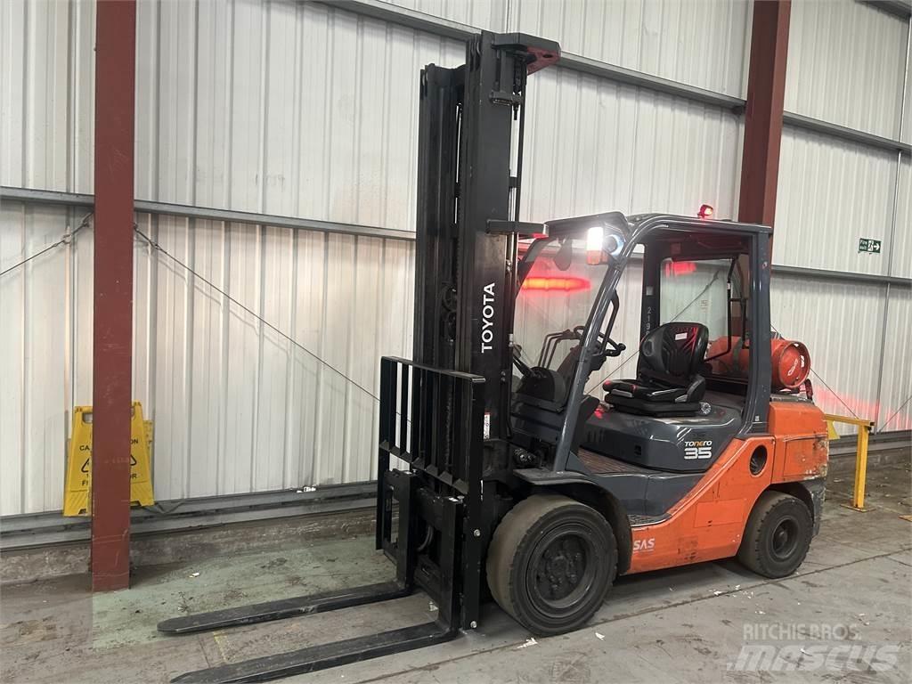 Toyota 02-8FGJF35 LPG heftrucks